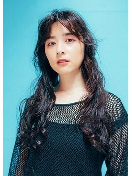 フェティッシュ(fetish) ロングのツヤ髪パーマ