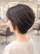 ヴィータ ヘア デザイン(Vita Hair Design) 大人ショート ひし形 美シルエット アッシュブラウン