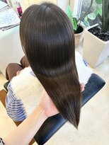 フォルテ 榛原パームス店&nbsp; 大人ガーリーダークアッシュ似合わせカットミディアムレイヤー