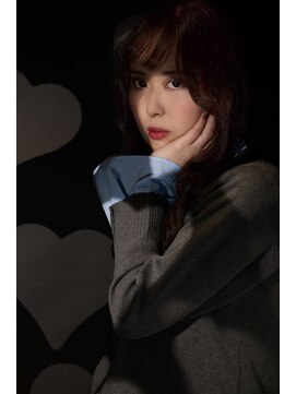 アンアタッシュ(UNE ATTACHE) Soft Halo｜大人可愛い×トレンド×私らしく｜透明感ベージュ