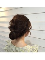 デザイン ファム(Design FAM) ルーズヘアアレンジ