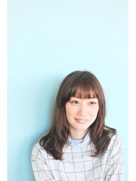 ユーヘン(uhem) おとな可愛い切りっぱなしボブ