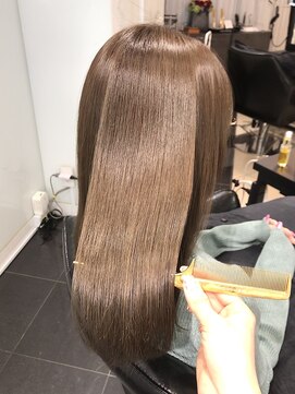 ラブクロムトーキョー オモテサンドウ(LOVECHROME OMOTESANDO) 表参道髪質改善トリートメント☆メルティカラー