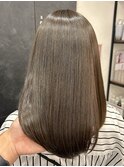 前髪なし長めバングフェイスレイヤーミディインナーグレージュ