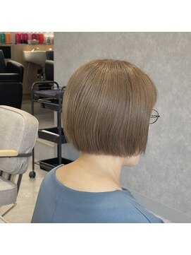 レム 長町店(L.E.M) 育てるグレイヘア