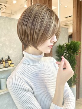 ビュートリアム 南青山(BEAUTRIUM) 大人ショート/前下がりショート/長めショート/ショートボブ/青山