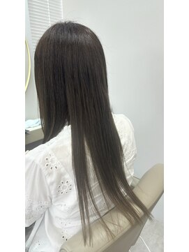 アオ 花咲町(a-o) 縮毛矯正でツヤサラロングヘア♪