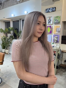 マルケ ドゥ マッシュ(MaruQuee de mashu) ホワイトブロンド/ケアブリーチ/大阪梅田/レイヤー/ブロンド