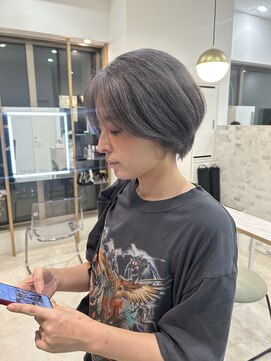 ニゲラ(Nigella) 大人グレージュ