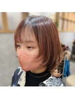 ロッカヘアエジェ(ROCCA hair eje.) 外ハネミディアム×シースルーバングデザインカラー