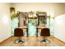 アルーア ヘア サロン(ALLURE HAIR SALON)の雰囲気（ゆったりとしたサロンだけど、スタッフは少人数でアットホーム♪）