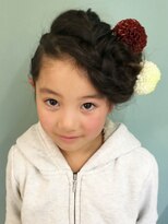 ヘアーデザイン チャピチュピ(HAIR DESIGN chapi chupi) 七五三　成人式　卒業式ヘアセット１