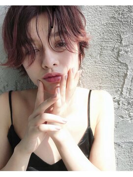 キラ 渋谷(KILLA) アシメショート ボルドー 小顔 ノットヘア