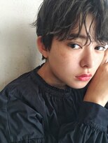 ルーム(Loom.)&nbsp;〈スタイリング簡単〉外国人のくせ毛風パーマショート