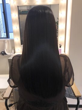 アールサロン アオヤマ(Rr SALON AOYAMA) プラチナR.Hasストレート