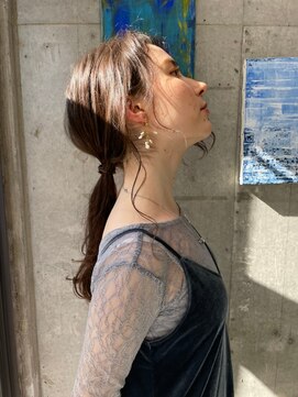 リュネッツ(lunettes) 透明感グレージュカラー×デイリーアレンジ