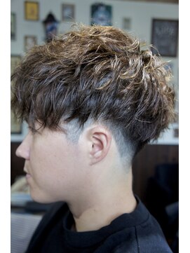 ヴェナ(VeNA) マッシュパーマ