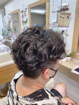 キュアキュア(Cure2) 夏はパーマの、ちょいワル感が、カッコいい！