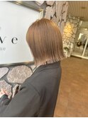 あご下切りっぱなしボブ