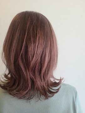 クシェルヘア(kuschel hair) 【60代白髪率８０％】白髪を活かして桜色