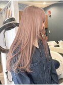 ピンクベージュ