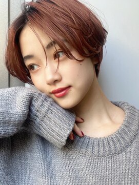 ホフ 大阪心斎橋店(F.O.F) ベージュインナーカラーショートボブレイヤーミディアム前髪