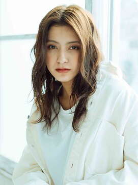 スタリー(Starry) ランダムウェーブベージュ/20代/30代/40代/ハレマチ通り