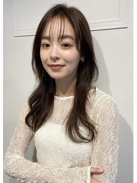 エレン 池袋(ElEn.) 顔タイプ診断と骨格診断のナチュラル大人ロング