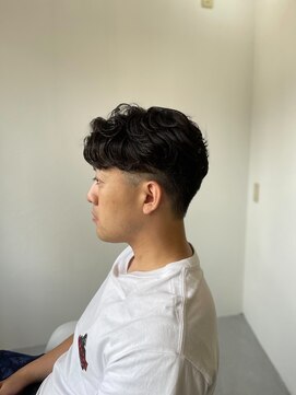 ソイクフ 高田馬場店(SOY-KUFU) 黒髪刈り上げマッシュパーマ