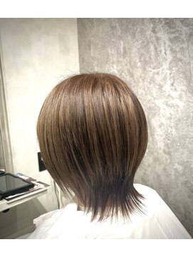 プーパ ヘアーユニ(pupa hair uni) タイトウルフ