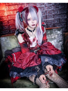 エルシャドール(EL-SHADDOLL) ホワイトカラー 赤メッシュ 地雷系 アイドルヘア