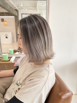 ラウレア(LAULEA) バレイヤージュカラー