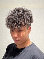 ヒロギンザ 六本木店(HIRO GINZA)&nbsp;ボリュームと束感が映えるスペインカール