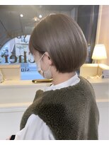 シェリ(che'rie)&nbsp;ハイライトカラーミルクティーベージュレイヤーカット