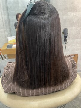 イシン(ISIN) 【髪質改善/縮毛矯正/白髪染め/白髪ぼかし/保土ヶ谷/東戸塚/戸塚