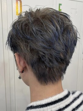 クレア バイ グレープバイン 金沢文庫(CLAIRE by GRAPEVINES) メンズ／ダブルカラー／エンドカラー／スパイキー／ハイトーン