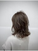 レイヤーカットミディアムレイヤーグレージュカラー