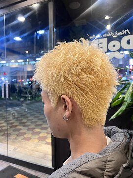 ドゥーエン 守口店(DoEN) ブリーチ×スパイキーショート