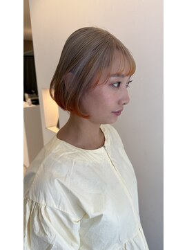 ヘアープレイス ヴィブ(hair place VIVE) 似合わせカットブリーチ ミルクティーカラーとオレンジカラー★