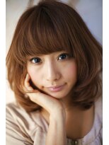 ブーケ(BOUQUET)&nbsp;顔周りにレイヤーを入れたウチマキミディです