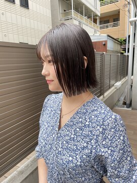 サク(Sac.) 赤み消しグレージュ×外ハネボブ Sac.栃木優佑