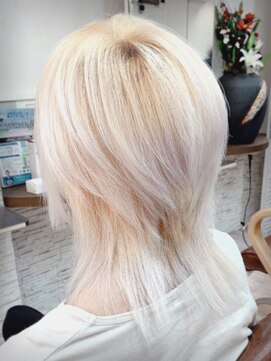 デザイナーズ ファクトリー(Designer's Factory) メンズホワイトブロンドウルフ