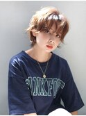 ペールベージュセクションカラーグラデーションカラー外ハネボブ