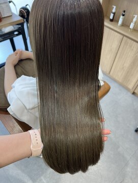テラスヘア 新潟駅南(TERRACE hair) 【極艶】プレミアムイルミナカラーでオリーブグレージュ