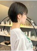 艶ショートボブ×透明感オリーブベージュ