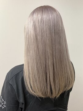 ノラ シンディ(NORA CYNDY) ホワイトミルクティー♪