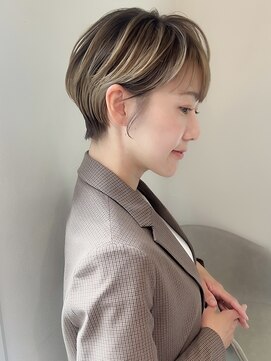 ロンドエニカ 大宮(Lond enika) 前髪パーマアッシュカラーレイヤーロンググレーベージュ[大宮]