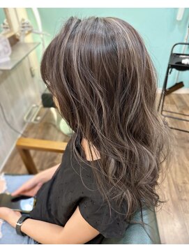 キートス ヘアーライフクリエイター(kiitos hair life creator) シンプルハイライトカラー