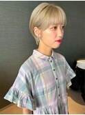 金髪ショート/ブロンドカラー/耳かけマッシュショート/