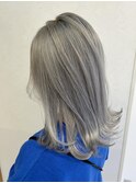大人気のホワイトカラー！